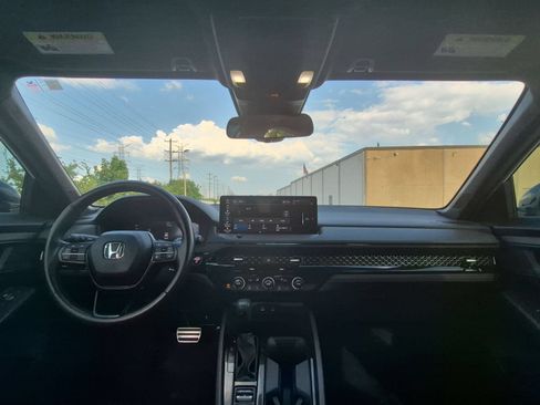 Used 2024 Honda Accord Sport image 27