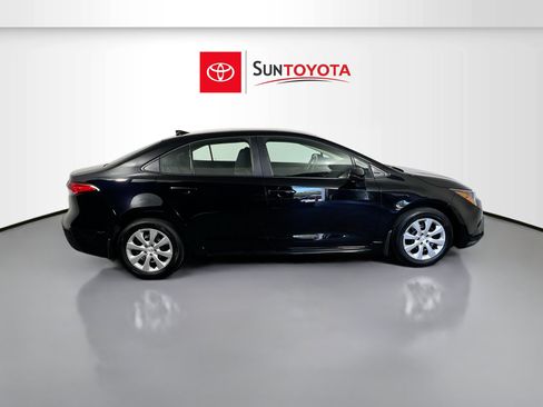 Used 2026 Toyota Corolla LE FWD image 2