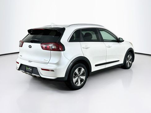 Used 2018 Kia Niro LX FWD image 9