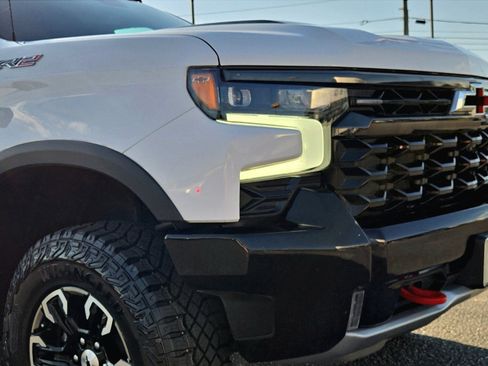 Used 2024 Chevrolet Silverado 1500 ZR2 w/ Technology Package AWD/4WD image 4