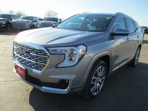 Certified 2024 GMC Terrain Denali w/ Denali Premium Package image 10