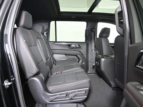 New 2026 Chevrolet Suburban RST w/ Comfort Package AWD/4WD image 16