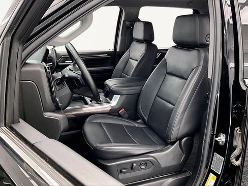 Used 2024 Chevrolet Silverado 2500 LTZ w/ LTZ Convenience Package image 26