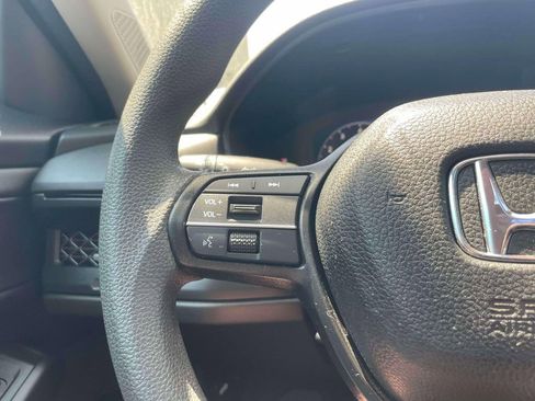 Certified 2023 Honda Accord EX image 23