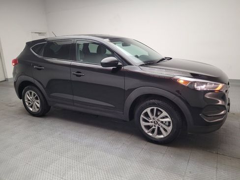 Used 2018 Hyundai Tucson SE w/ Cargo Package FWD image 11