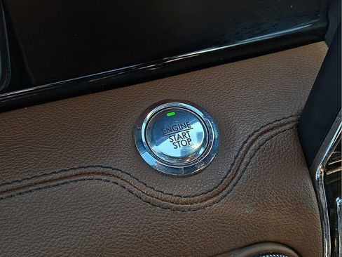 Used 2024 Lincoln Navigator L Reserve image 31