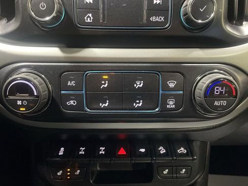 Used 2020 Chevrolet Colorado ZR2 image 19