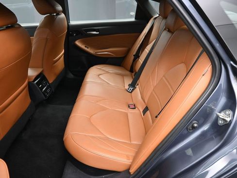 Used 2020 Toyota Avalon Limited image 21