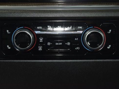 Used 2024 Chevrolet Silverado 2500 LT w/ All Star Edition image 35