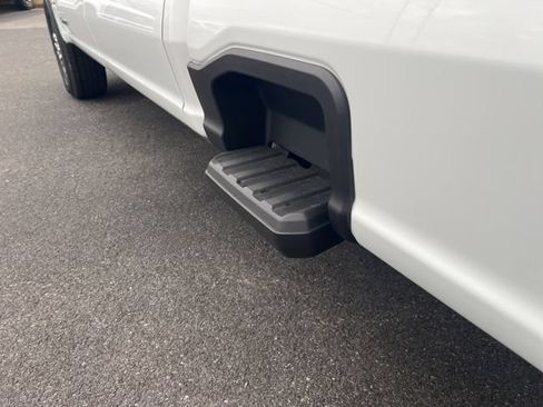 New 2026 Ford F250 Lariat RWD image 11