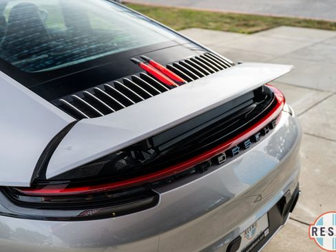 Used 2021 Porsche 911 Carrera 4S AWD/4WD image 13
