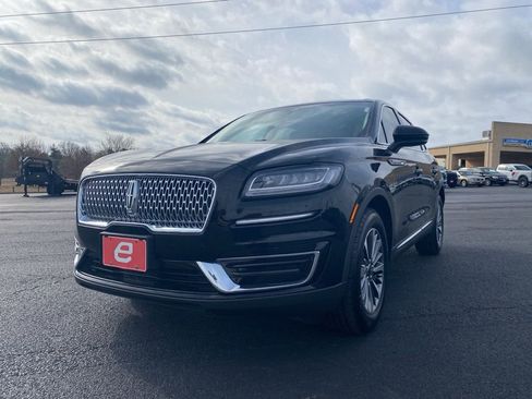 Used 2020 Lincoln Nautilus FWD w/ Equipment Group 101A image 3