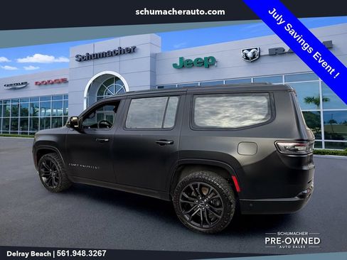 Used 2023 Jeep Grand Wagoneer Series II AWD/4WD image 5