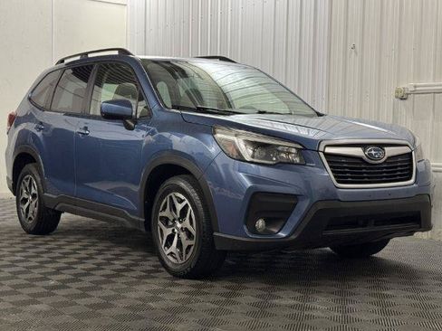 Used 2021 Subaru Forester Premium AWD/4WD image 6