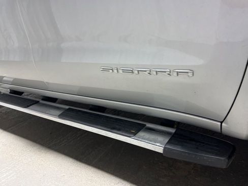 Used 2021 GMC Sierra 1500 SLT image 9