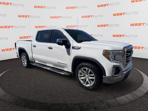 Used 2022 GMC Sierra 1500 SLT w/ SLT Premium Plus Package AWD/4WD image 7