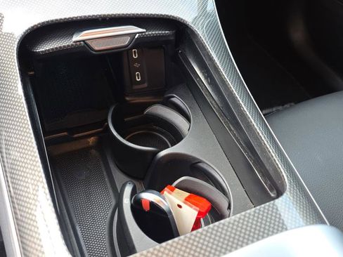 Used 2025 Mercedes-Benz GLC 43 AMG 4MATIC image 35