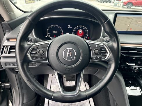 Used 2022 Acura MDX w/ Technology Package AWD/4WD image 13