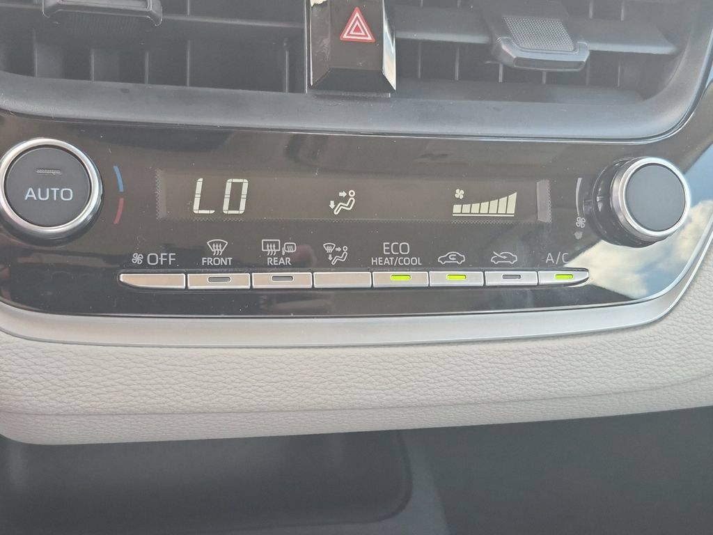 Used 2026 Toyota Corolla LE FWD image 19