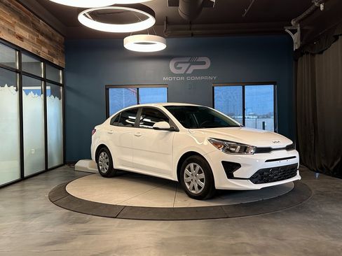 Used 2023 Kia Rio S image 1