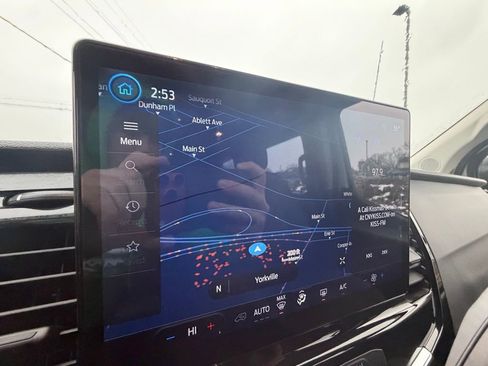 Used 2023 Ford Transit 350 XLT image 20