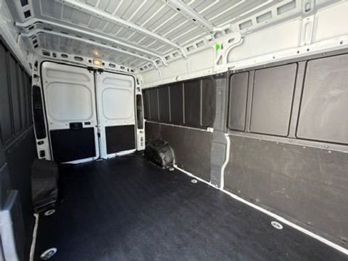 Used 2023 RAM ProMaster 2500 FWD image 25
