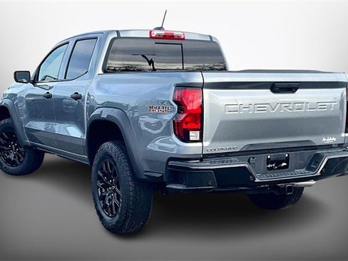 Used 2025 Chevrolet Colorado Trail Boss image 11
