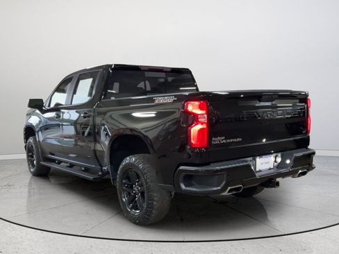 Used 2020 Chevrolet Silverado 1500 LT Trail Boss AWD/4WD image 9
