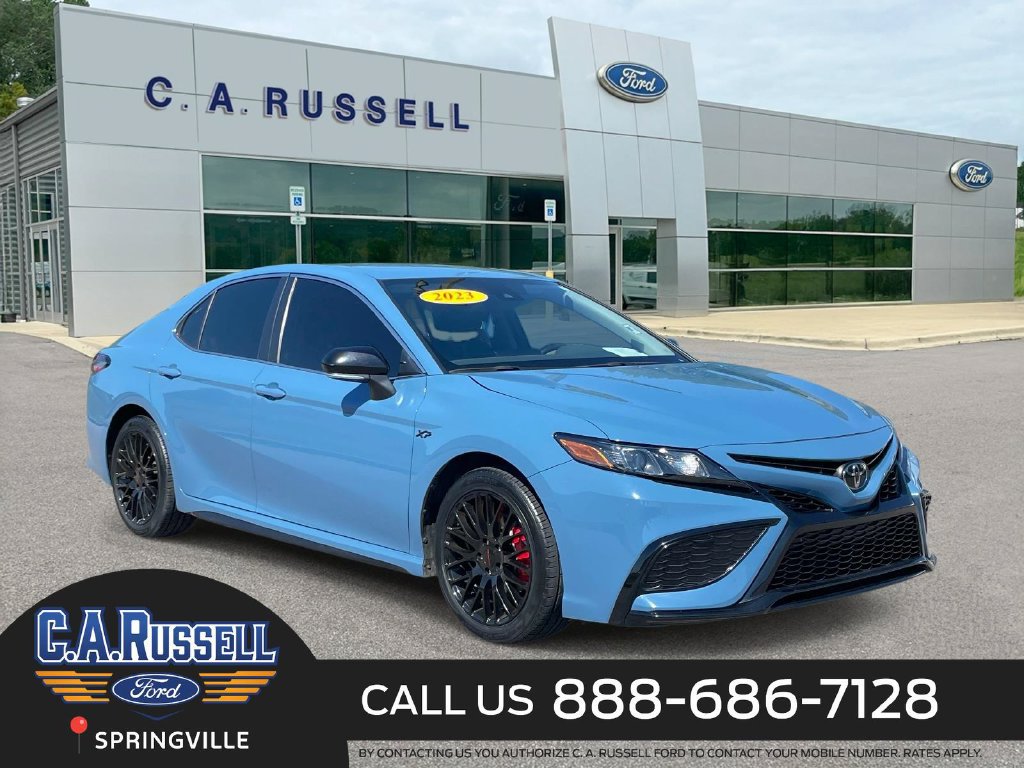 Used 2023 Toyota Camry SE FWD image 1