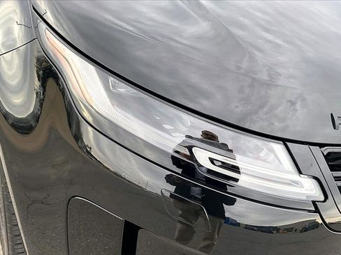 Used 2023 Land Rover Range Rover Evoque SE image 30