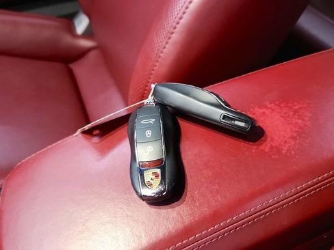 Used 2017 Porsche 911 Targa 4S image 35