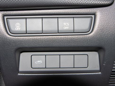 Certified 2025 MAZDA CX-50 AWD 2.5 S w/ Premium Package image 25