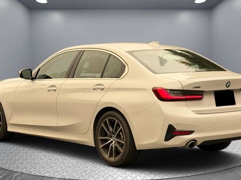 Used 2022 BMW 330i xDrive Sedan w/ Driving Assistance Package AWD/4WD image 7