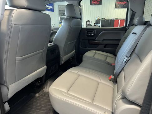 Used 2018 GMC Sierra 1500 SLT AWD/4WD image 17