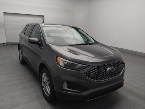 Used 2023 Ford Edge SEL image 13