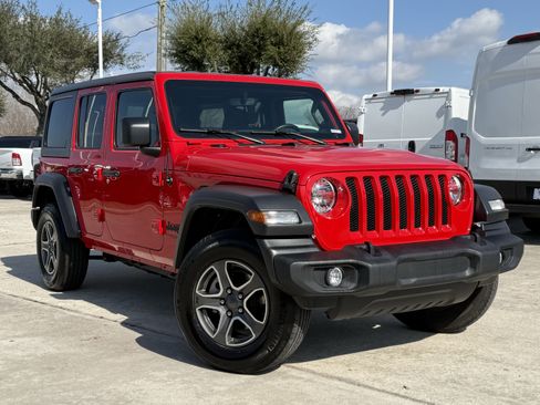 Used 2022 Jeep Wrangler Unlimited Sport S image 2