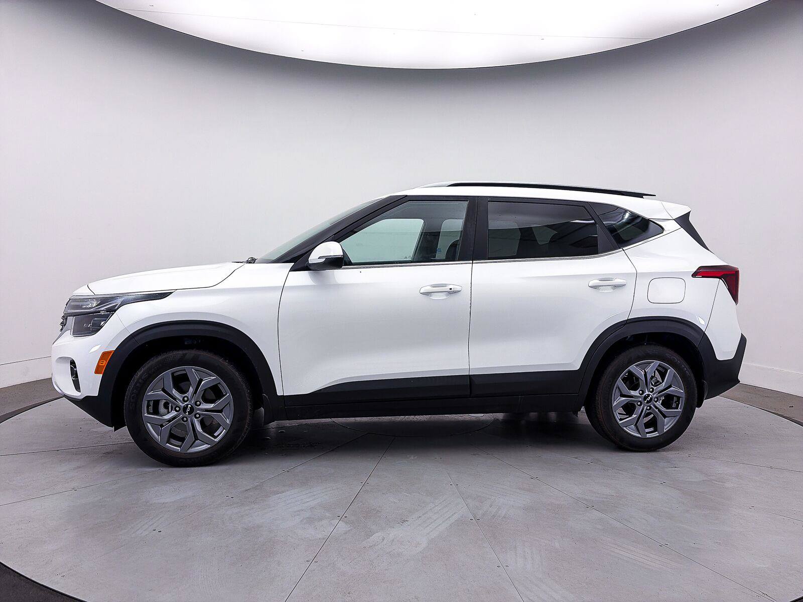 Used 2024 Kia Seltos S FWD image 31