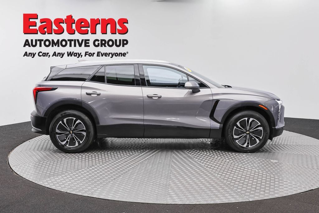 Used 2024 Chevrolet Blazer EV LT AWD/4WD image 4