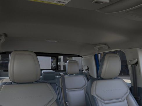 New 2025 Ford Maverick Lariat w/ 4K Tow Package image 13