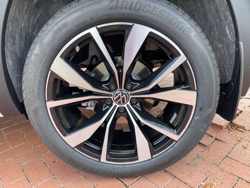 New 2026 Volkswagen Atlas SEL Premium R-Line image 8