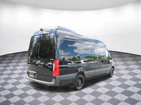 New 2025 Mercedes-Benz Sprinter 2500 image 8