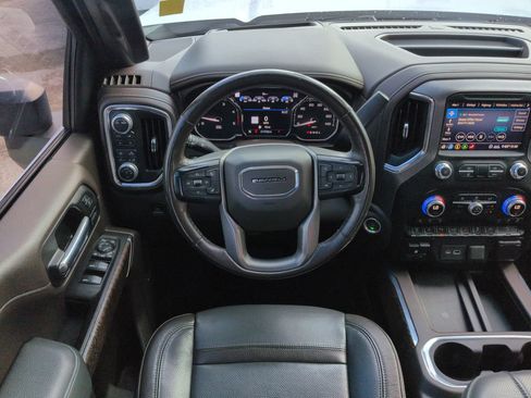 Used 2020 GMC Sierra 2500 Denali w/ Denali Ultimate Package AWD/4WD image 15