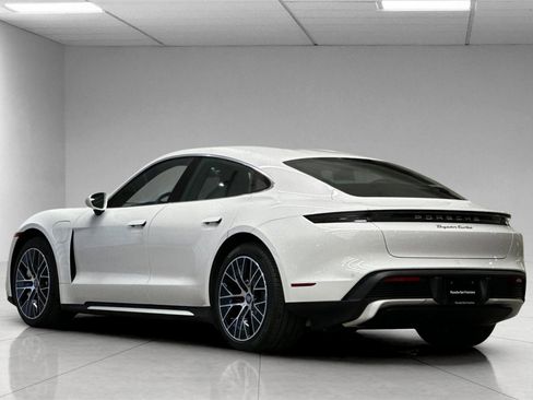 Certified 2023 Porsche Taycan Turbo image 3