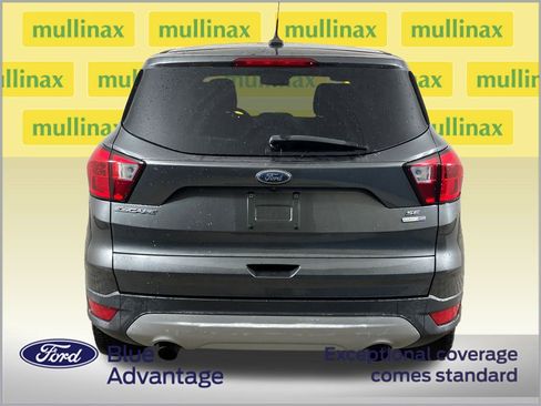 Certified 2019 Ford Escape SE image 10