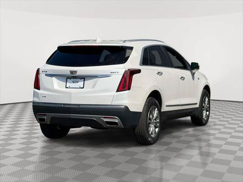 Used 2022 Cadillac XT5 Premium Luxury w/ Technology Package AWD/4WD image 7