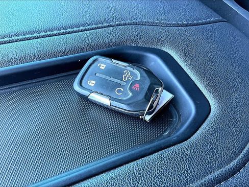 Used 2022 Chevrolet Silverado 1500 LT Trail Boss w/ Convenience Package II AWD/4WD image 34