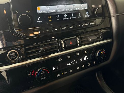 Used 2023 Nissan Pathfinder SL w/ SL Premium Package image 20