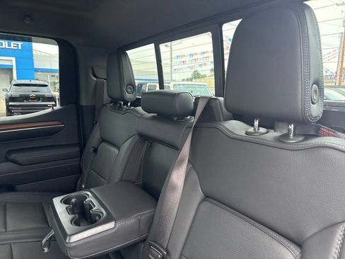 Used 2024 GMC Sierra 1500 Denali w/ Technology Package AWD/4WD image 22