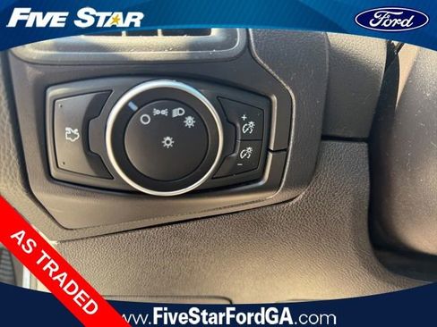Used 2015 Ford Focus SE FWD image 16
