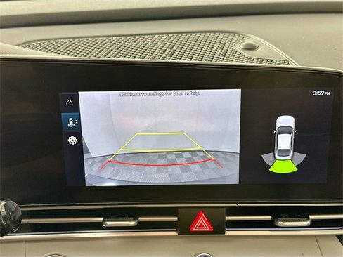 Used 2023 Hyundai Elantra Limited w/ Cargo Package image 14